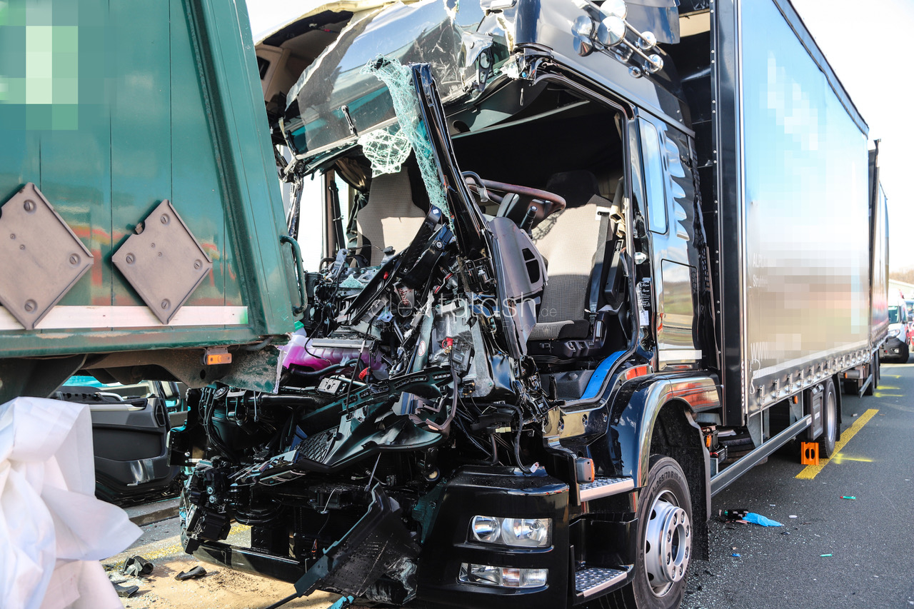 Schwerer Lkw-Unfall auf A45 auf der Lennetalbrücke