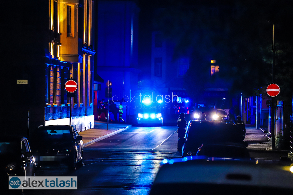 Schussabgabe auf Polizeibeamte in Gevelsberg – Polizist schwer verletzt – Schütze nach Schießerei festgenommen